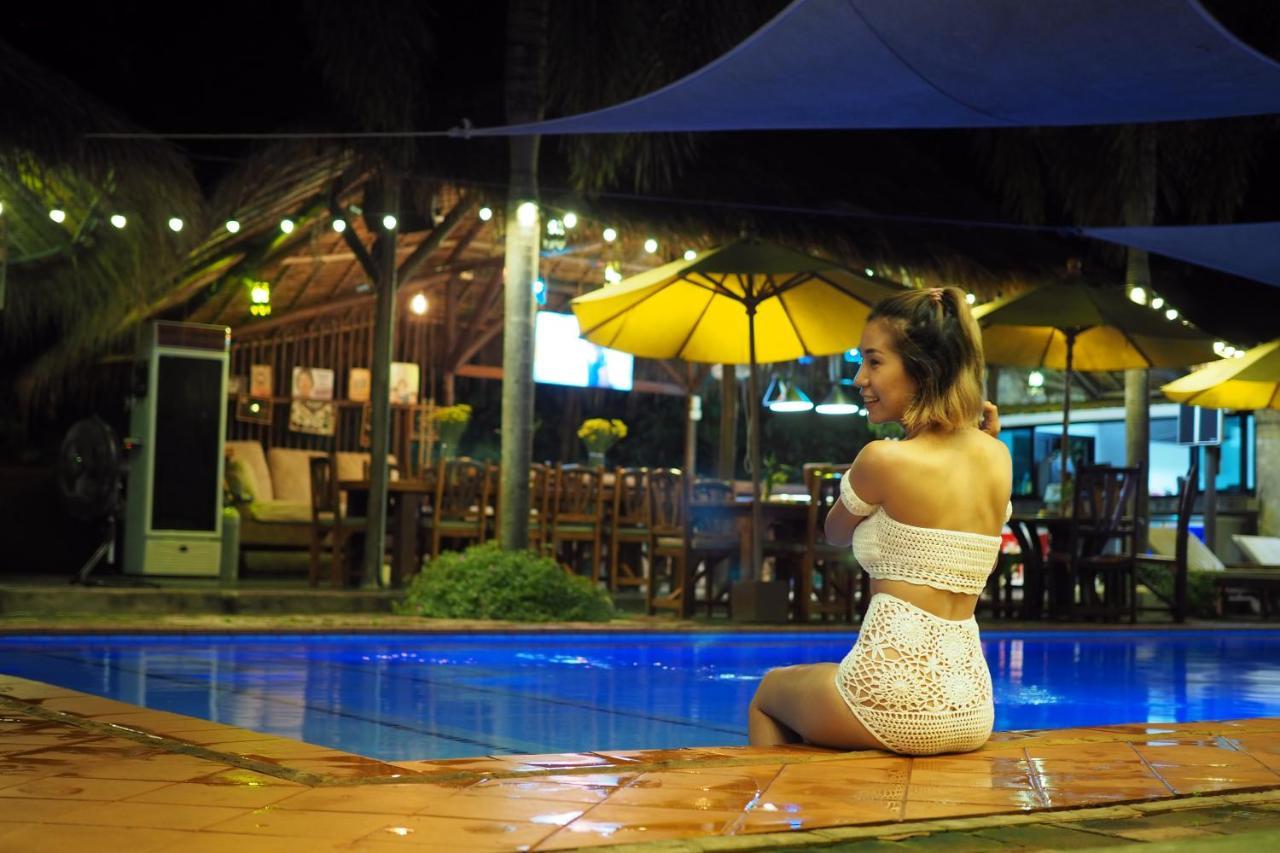 Baanpong Lodge San Kamphaeng Exterior photo
