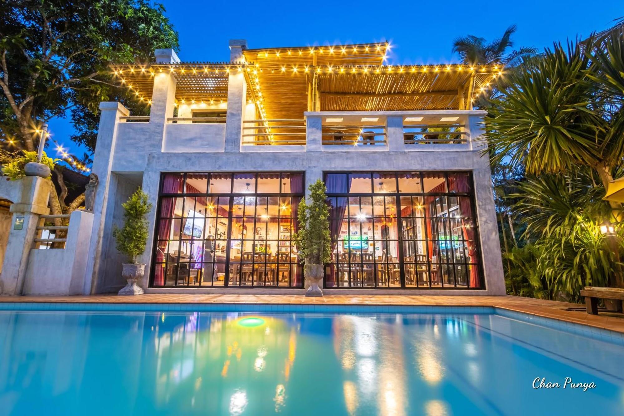Baanpong Lodge San Kamphaeng Exterior photo