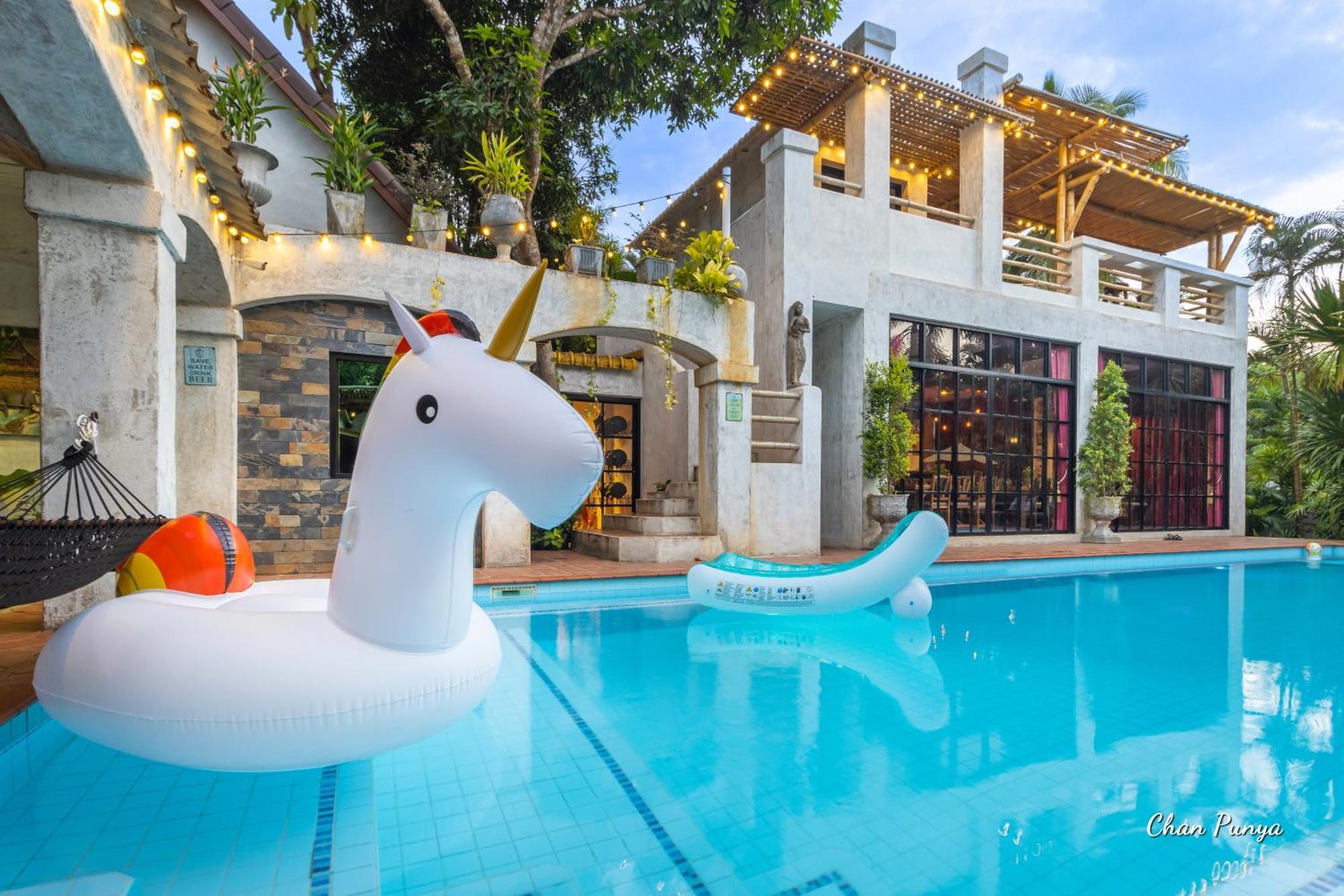 Baanpong Lodge San Kamphaeng Exterior photo