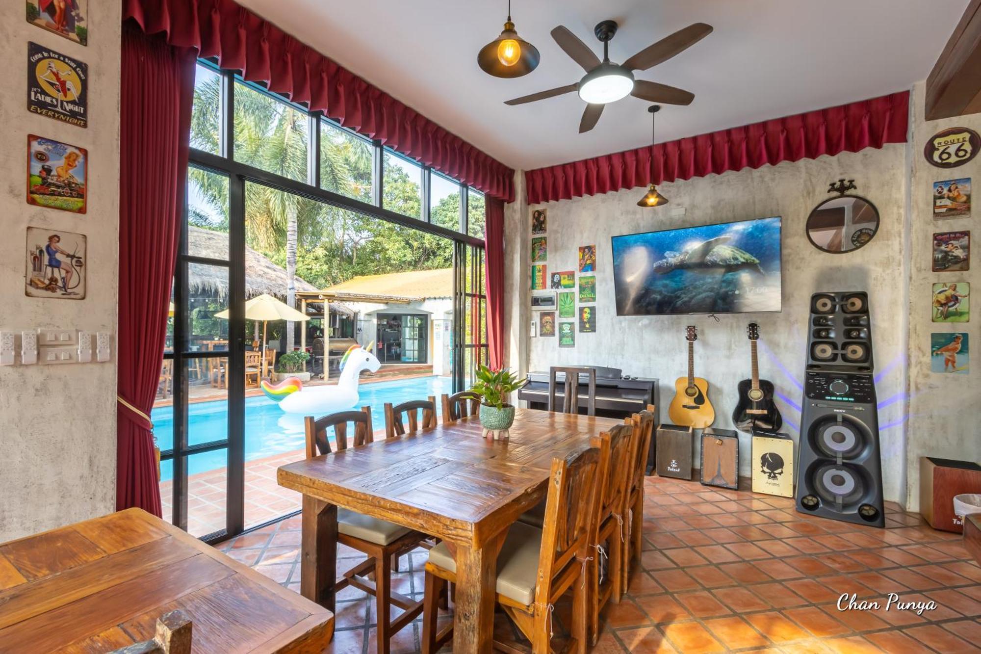 Baanpong Lodge San Kamphaeng Exterior photo