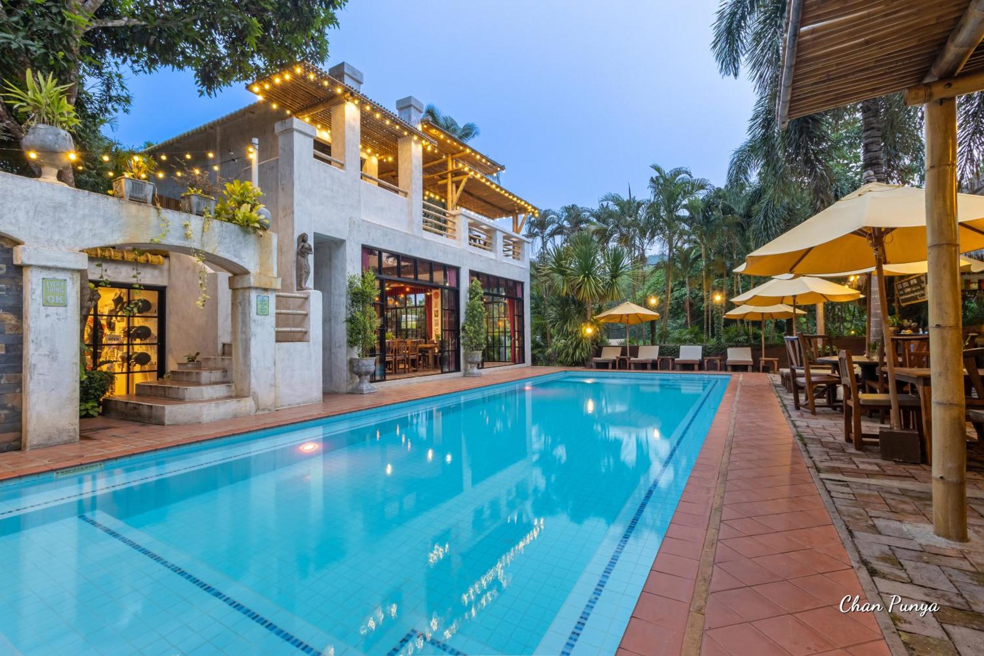 Baanpong Lodge San Kamphaeng Exterior photo